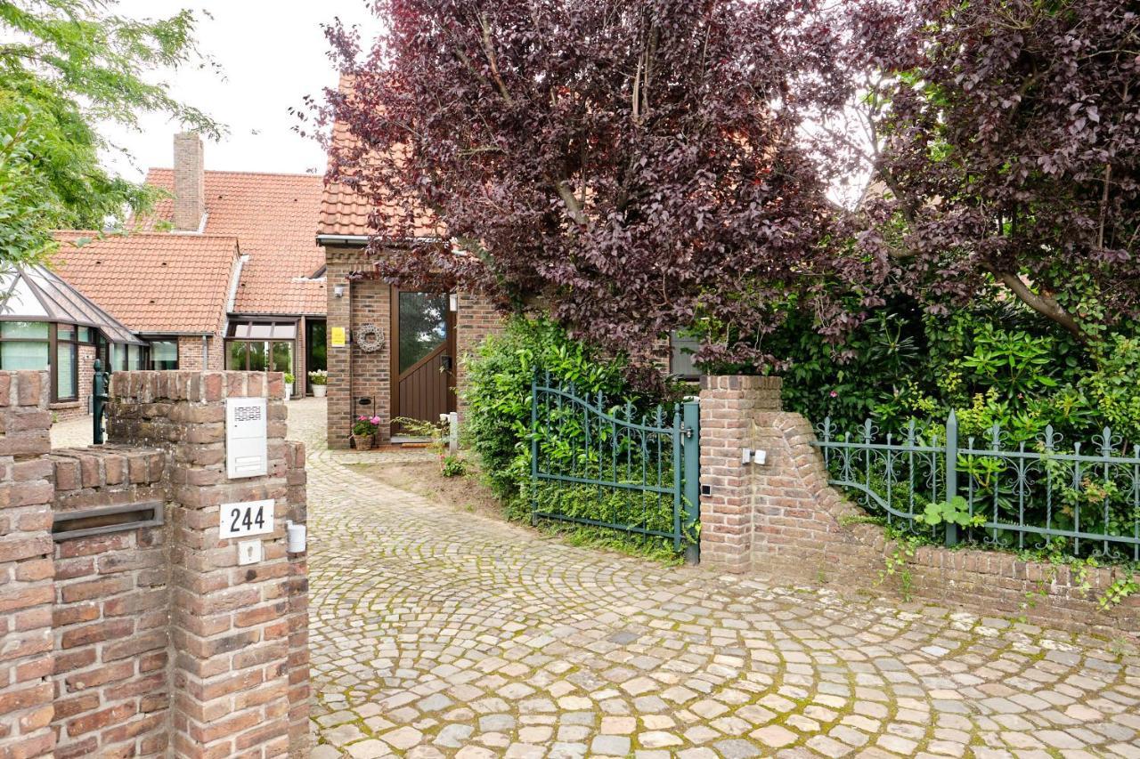 Pieters Huis Kinrooi Eksteriør billede